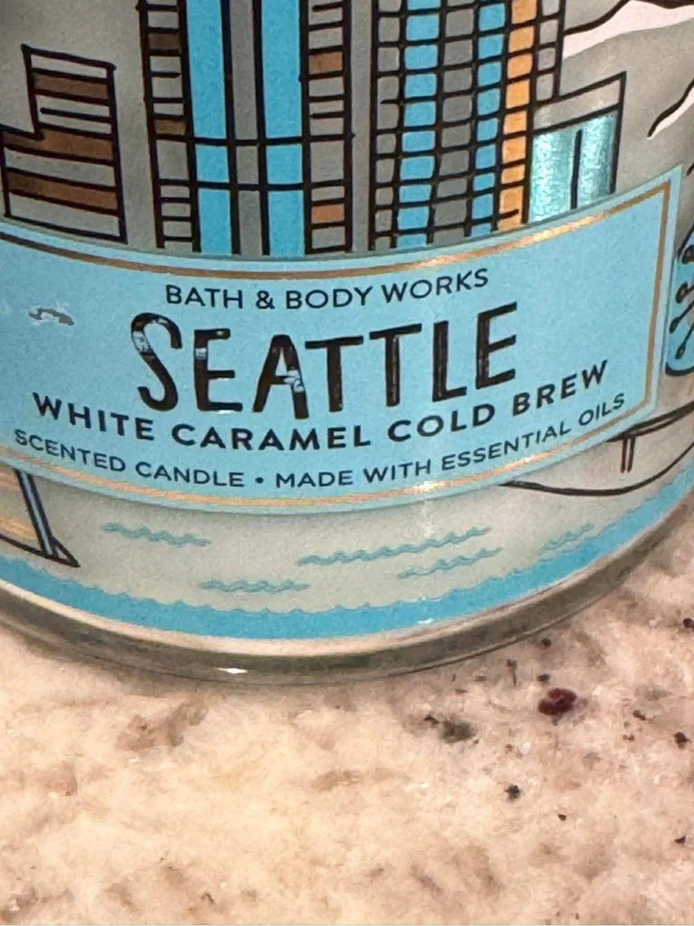 Bath & Body Works Seattle White Caramel Cold Brew Candle - Cream & Blue Label